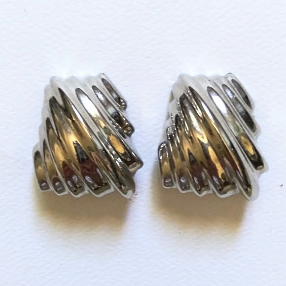 Vintage Jewelry - Vintage Silver Art Deco Stripe Clip On Earrings